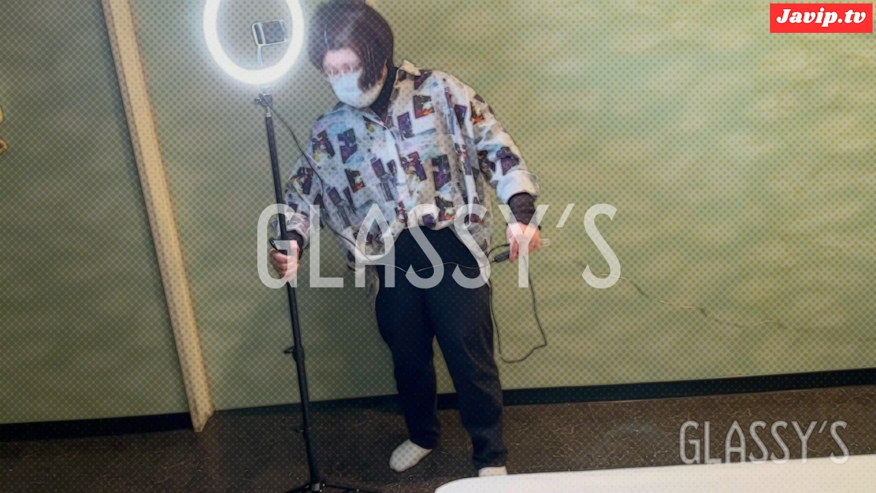 fc2ppv-4685127 - #19 未経験のスタッフに中出し＆口内射精│GLASSY'S - FC2PPV動画をオンラインで視聴 - jaVip