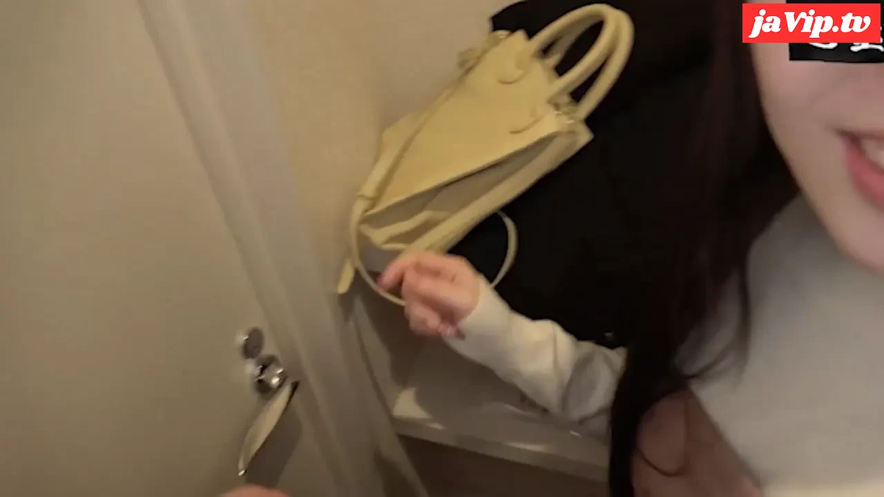 fc2ppv-4705239 - とても可愛くて美しい色白な美人とセックス！ - FC2PPV動画をオンラインで視聴 - jaVip