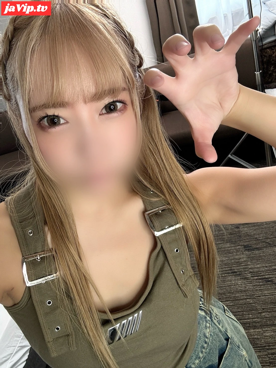 fc2ppv-4700806 - 【週末限定価格】渋谷アパレル店員の裏バイト。本社のおじさんに連れられて入った道●坂のホテルで“条件付き接触” - FC2PPV動画をオンラインで視聴 - jaVip