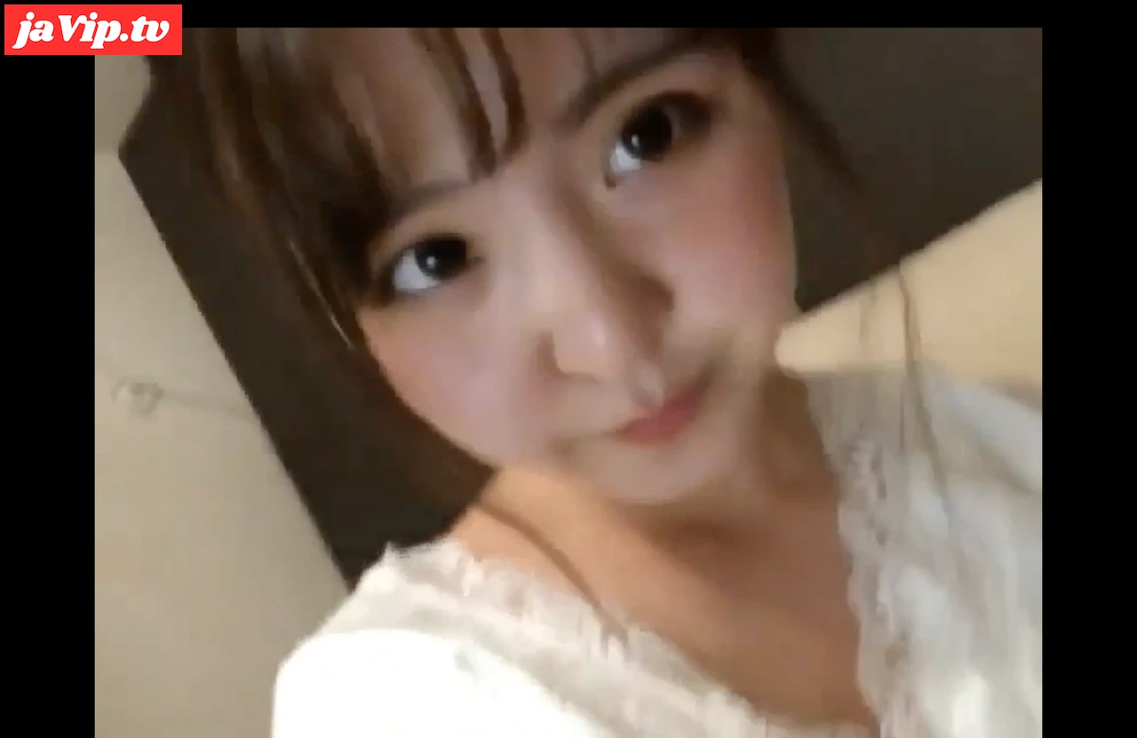 fc2ppv-4709741 - 「真野恵里◯激似」もしかしてバレてる？？隣の部屋に聞こえるかもしれないのにやめられないオナニー - FC2PPV動画をオンラインで視聴 - jaVip