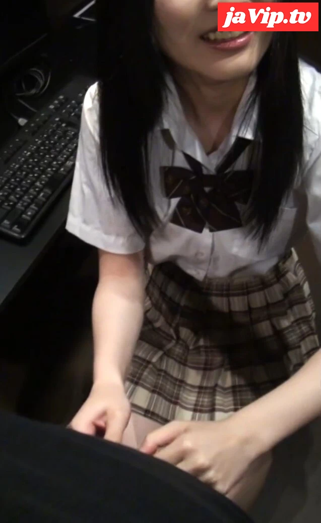 fc2ppv-4720484 - 漫画喫茶の個室で中出し本番させてくれる１８歳。※数量限定 - FC2PPV動画をオンラインで視聴 - jaVip