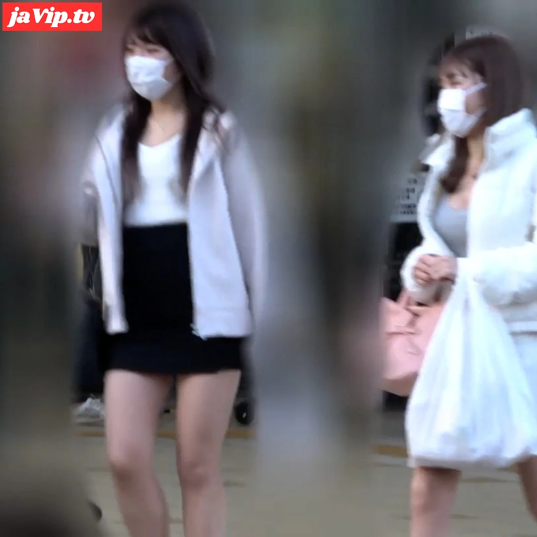 fc2ppv-4729329 - ※衝撃注意【3穴同時 / 全穴合計10発以上】上玉団地巨乳人妻。友人といつものランチから帰宅後4人で敢行。非現実の3穴休みなし極中出し責めで限界に。 - FC2PPV動画をオンラインで視聴 - jaVip