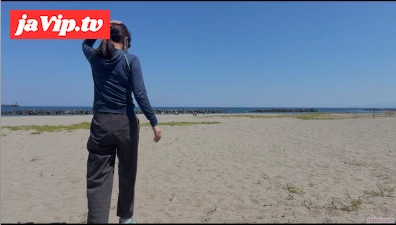 fc2ppv-4737335 - 海の砂浜に競泳水着で着エロ