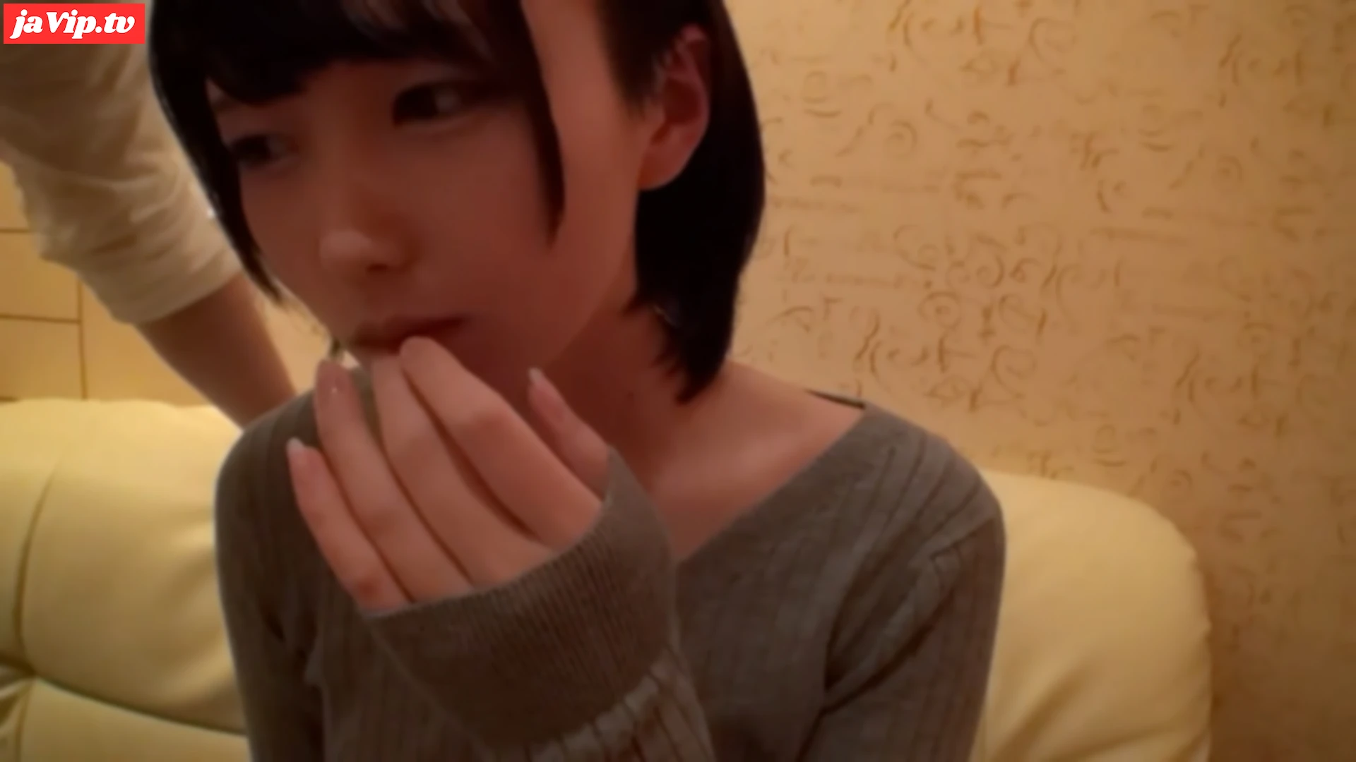 fc2ppv-4740989 - 某界隈の18歳。スレンダー低身長で敏感な体をガン突き痙攣イキ。男2人で種付け中出しで完堕ち。 - FC2PPV動画をオンラインで視聴 - jaVip