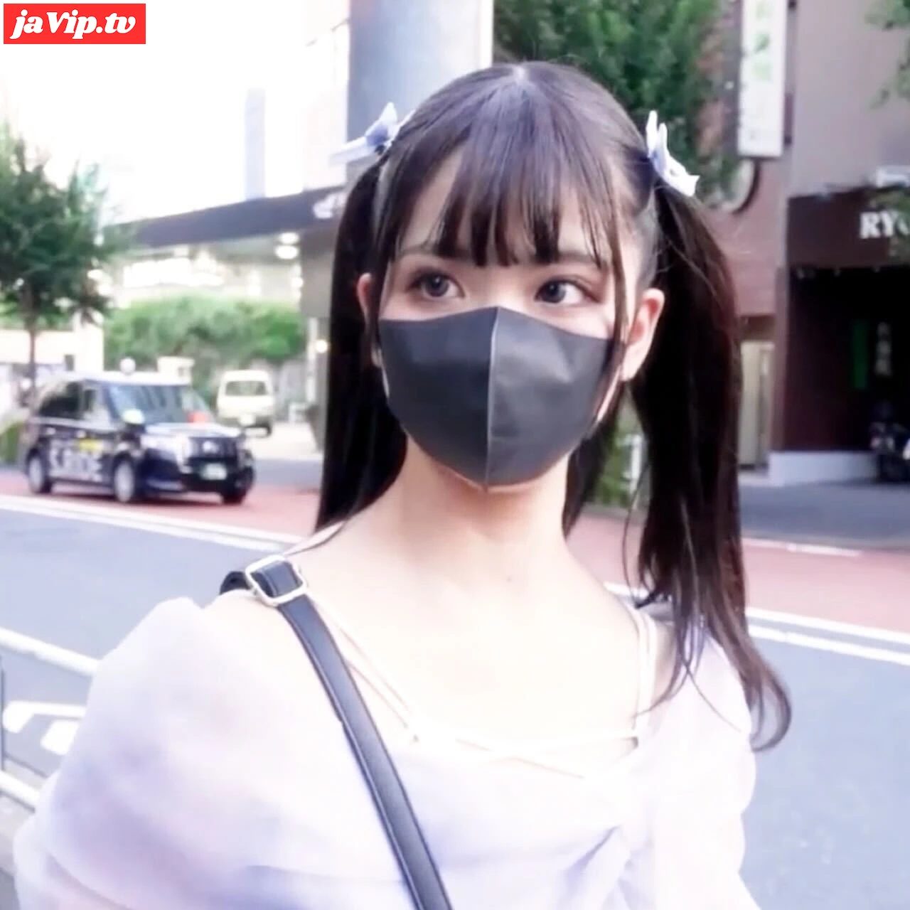 fc2ppv-4798984 - 車内フェラのみ予定の小柄18歳　想像の10倍可愛かったので本番個撮まで　30Kでプリケツ小尻の未処理陰毛体に生中出し - FC2PPV動画をオンラインで視聴 - jaVip