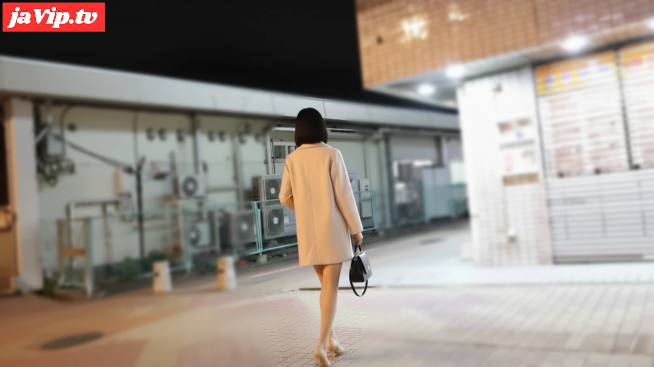 fc2ppv-4804125 - 【初撮り】新婚人妻かれん28歳♡結婚1年で週1セックスに激減…旦那を**て不倫ハメ撮り！うずく若妻マンコが他人棒でイキ狂い顔に大量顔射で完全堕ち♡ - FC2PPV動画をオンラインで視聴 - jaVip